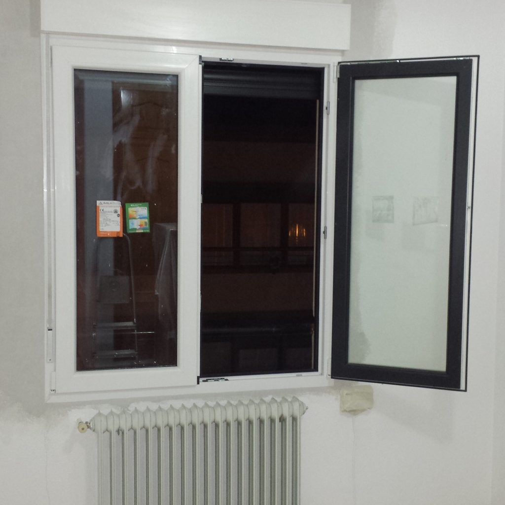 ventana bicolor | Ventana de PVC Kömmerling bicolor